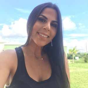 Meet your Posher, Rivera